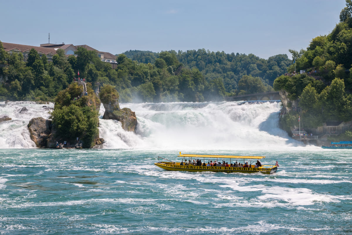 Rhine Falls ประกันเดินทางต่างประเทศ V-Travel Comprehensive