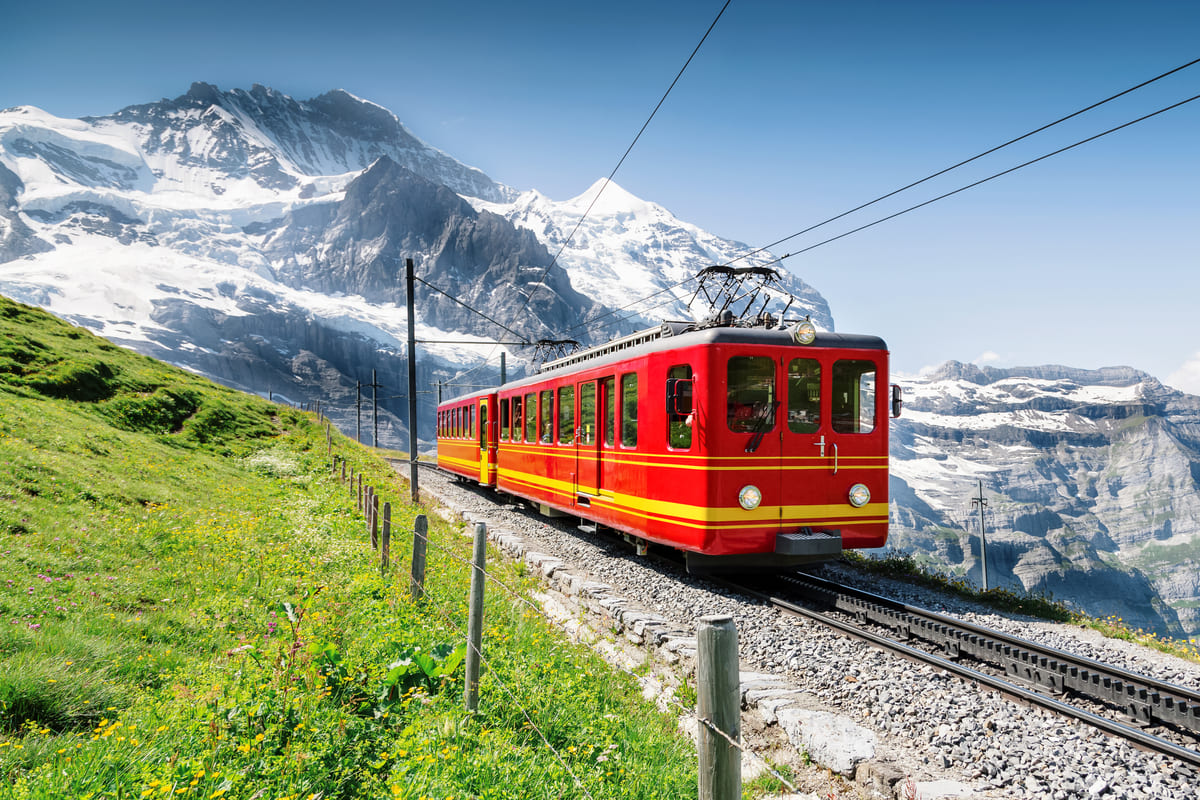 Jungfrau ประกันเดินทางต่างประเทศ V-Travel Comprehensive