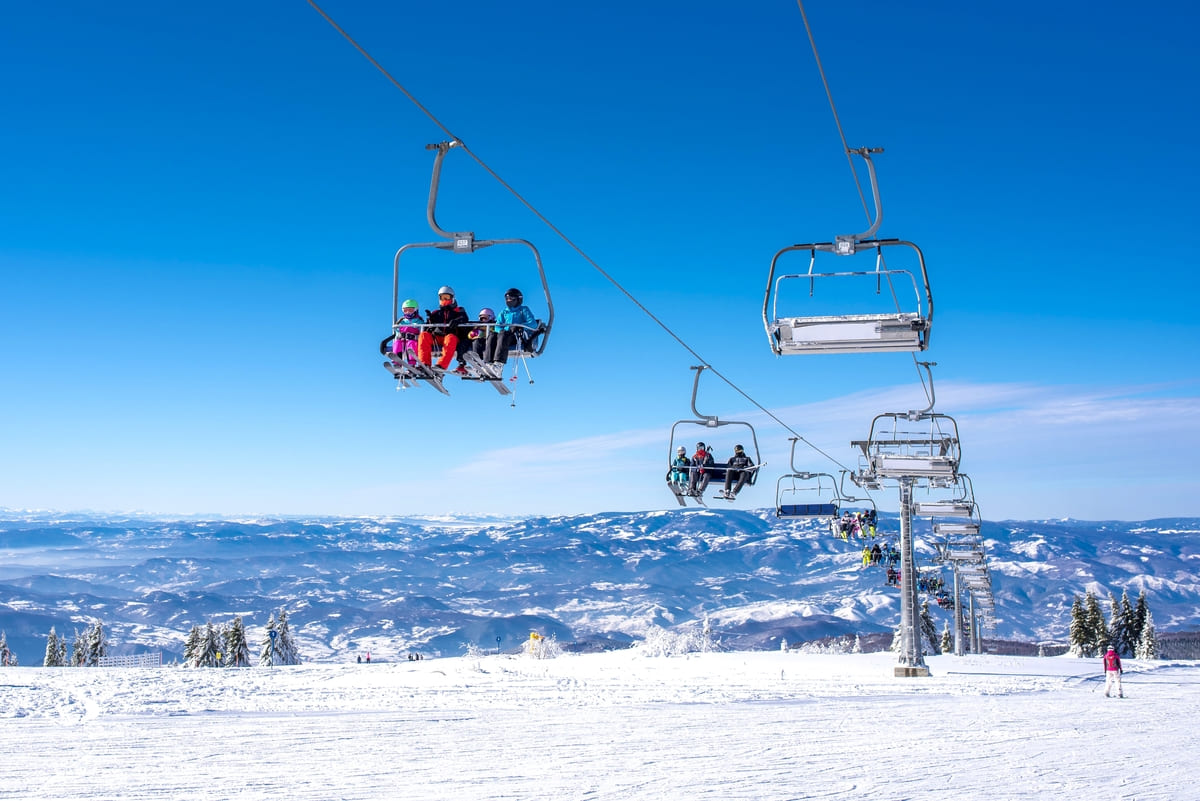 Snowy Mountains ประกันเดินทางต่างประเทศ V-Travel Comprehensive