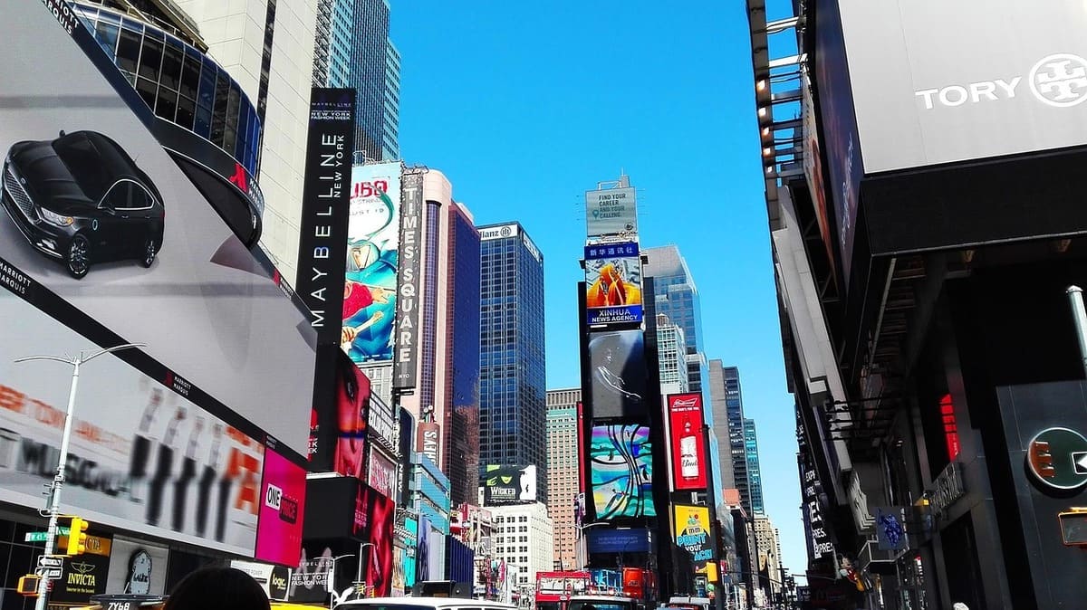 Time square new york, USA ประกันเดินทางวิริยะ