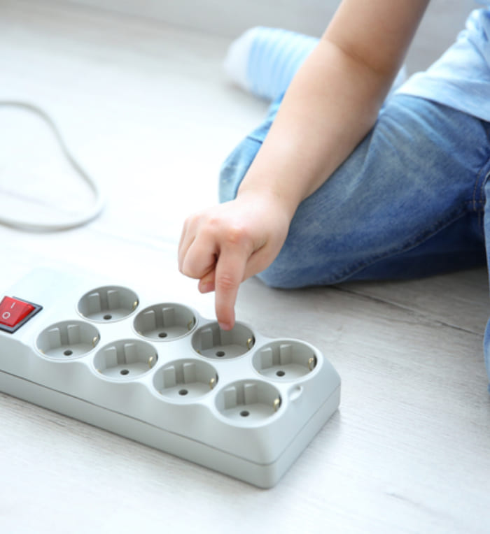 ลูกโดนไฟดูด